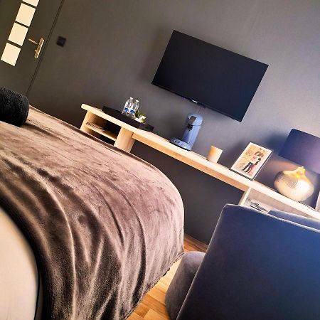Le Beau Sejour 1 - Tres Elegant - Proche Aeroport Apartment Бове Екстериор снимка