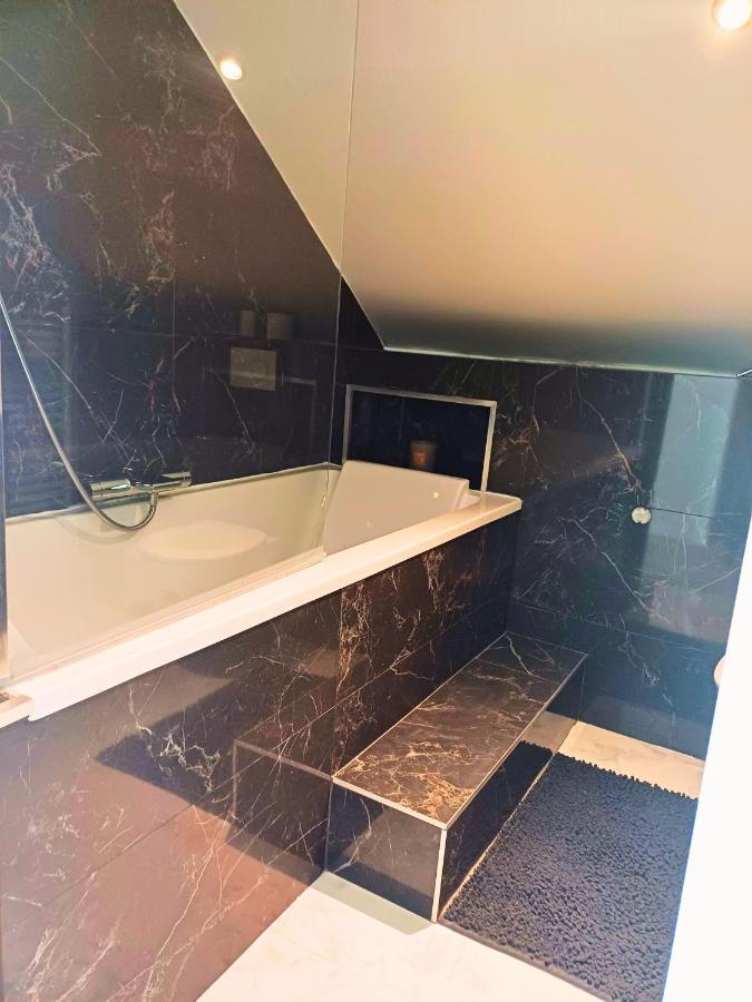 Le Beau Sejour 1 - Tres Elegant - Proche Aeroport Apartment Бове Екстериор снимка